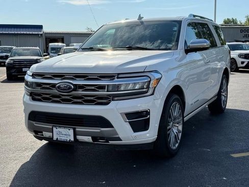 Used 2023 Ford Expedition Platinum AWD/4WD image 8