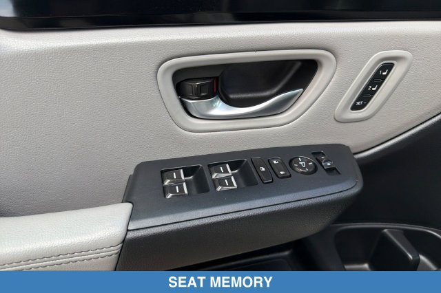 Certified 2025 Honda Pilot EX-L image 13