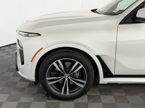 Used 2024 BMW X7 xDrive40i w/ Executive Package AWD/4WD image 10
