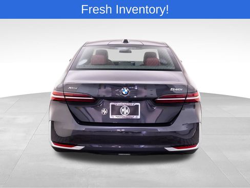 Certified 2026 BMW 540i xDrive AWD/4WD image 4