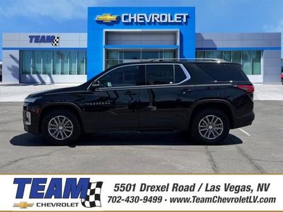 Used 2023 Chevrolet Traverse LT w/ Rear Camera Mirror Package