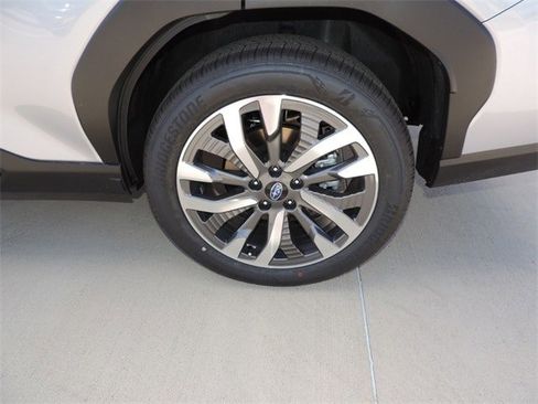 New 2025 Subaru Forester Touring image 9