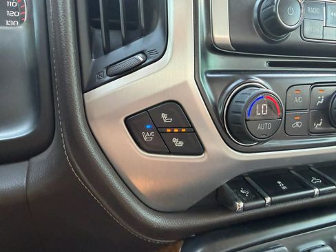 Used 2015 GMC Sierra 1500 SLT w/ SLT Crew Cab Value Package AWD/4WD image 16