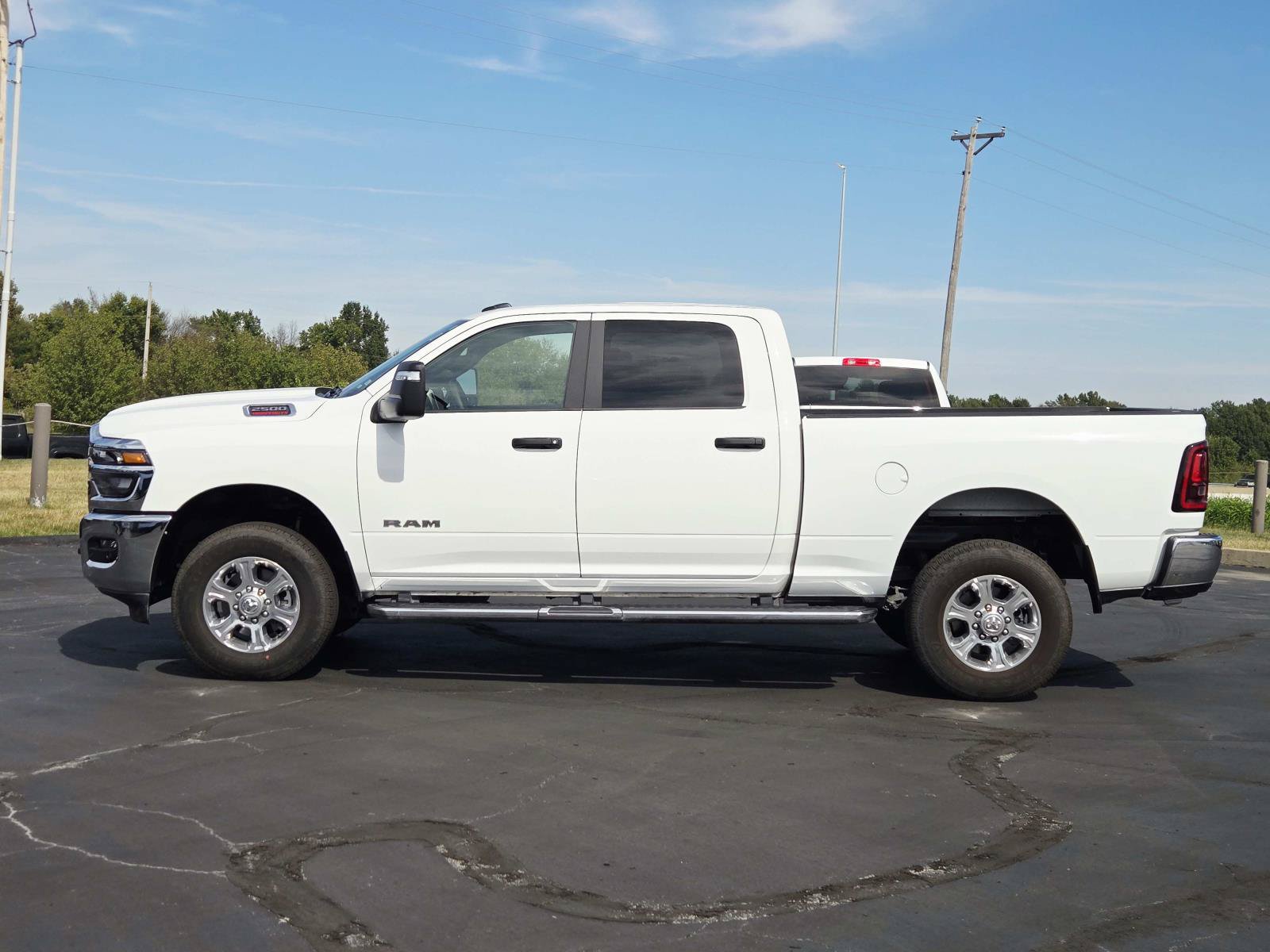 Used 2026 RAM 2500 Big Horn AWD/4WD image 7