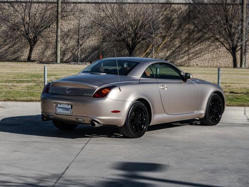 Used 2005 Lexus SC 430 Convertible image 6
