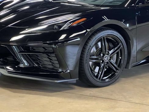 Used 2026 Chevrolet Corvette Stingray Coupe w/ Z51 Performance Package RWD image 10