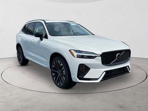 New 2026 Volvo XC60 T8 Ultra w/ Protection Package Premier AWD/4WD image 7