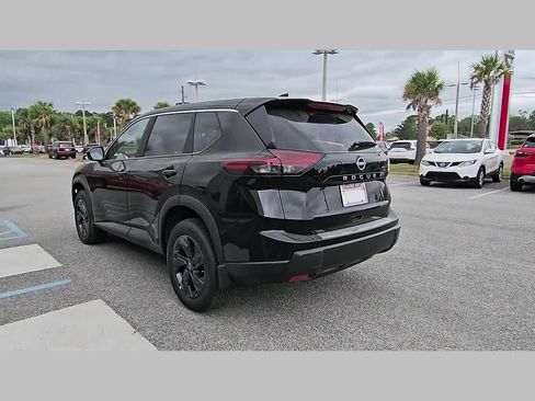 New 2026 Nissan Rogue SV FWD image 26