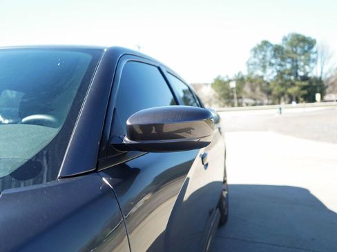 Used 2019 Dodge Charger R/T image 18