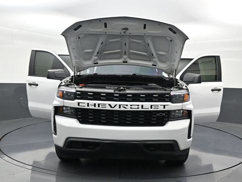 Used 2020 Chevrolet Silverado 1500 Custom w/ Custom Value Package RWD image 36