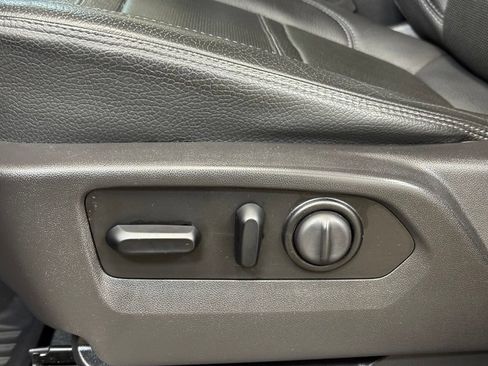 Used 2021 GMC Sierra 1500 Denali AWD/4WD image 14