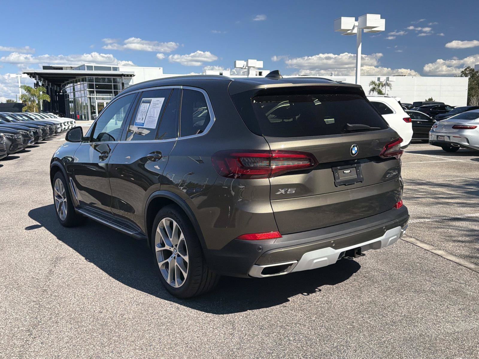 Used 2021 BMW X5 xDrive45e w/ Convenience Package AWD/4WD image 5