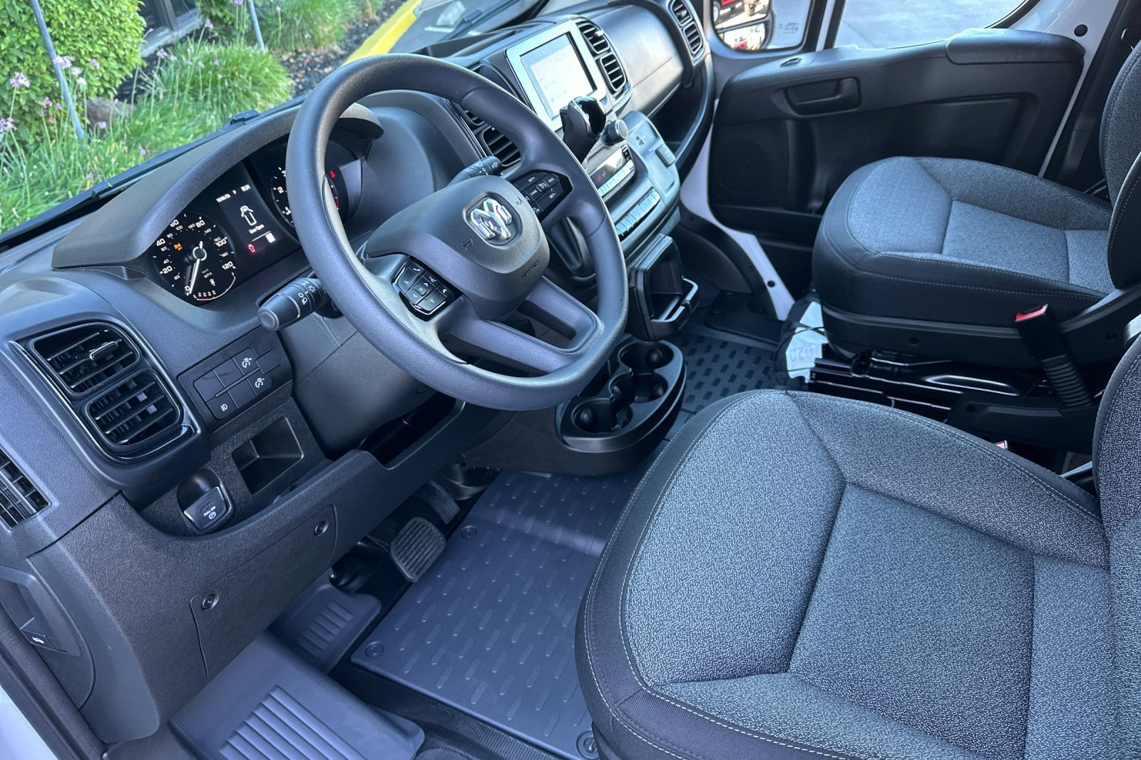 New 2027 RAM ProMaster 1500 w/ Safety Group FWD image 10