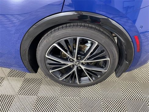 Used 2025 Toyota Prius Limited w/ Limited Premium Package image 21