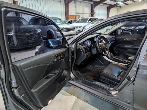 Used 2016 Honda Accord EX-L image 12