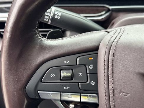 Used 2023 Cadillac Escalade Sport Platinum w/ LPO, ONYX Package image 28