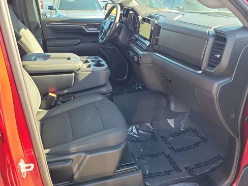 Used 2022 Chevrolet Silverado 1500 LT RWD image 17