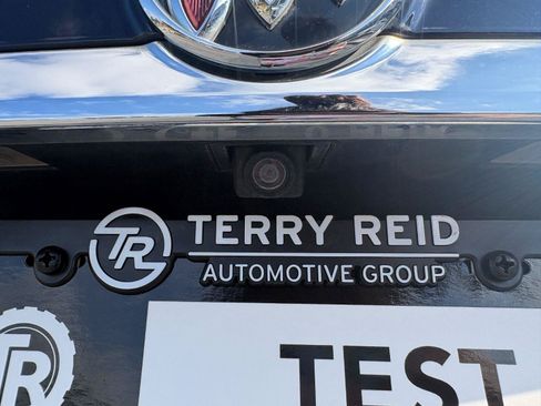 Used 2022 Buick Encore Preferred AWD/4WD image 8