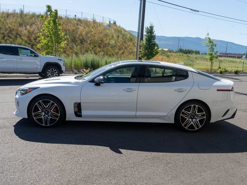 Used 2022 Kia Stinger GT1 AWD/4WD image 4