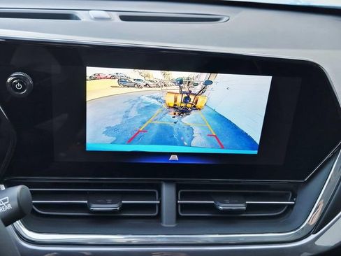 New 2026 Chevrolet Trax ACTIV w/ Sunroof Package image 20