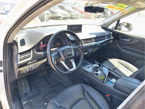 Used 2017 Audi Q7 3.0T Premium Plus AWD/4WD image 5