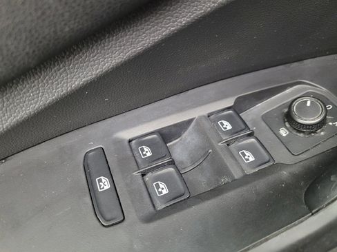 Used 2019 Volkswagen Jetta S FWD image 27