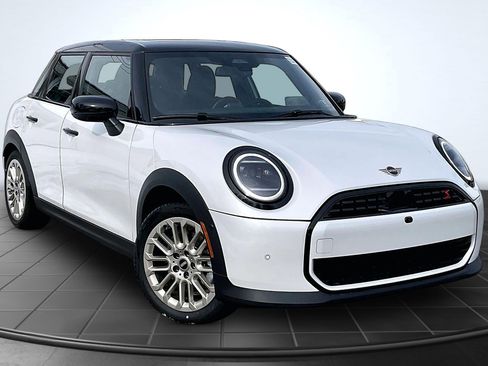 New 2026 MINI Cooper S image 2