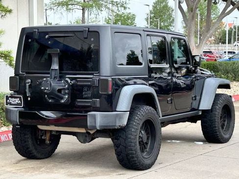 Used 2017 Jeep Wrangler Unlimited Sport image 4