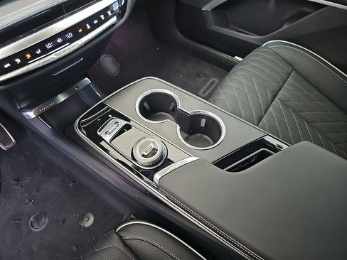 New 2026 Cadillac Lyriq V AWD/4WD image 25