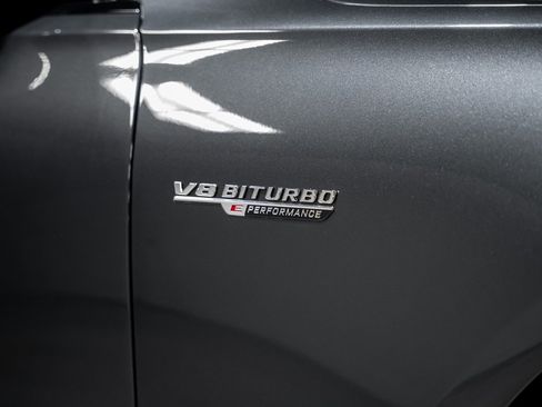 Used 2025 Mercedes-Benz S 63 AMG S image 26