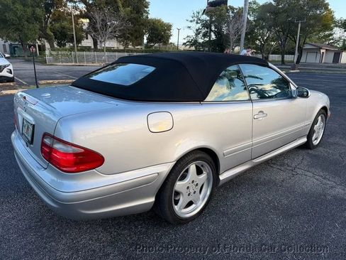 Used 2003 Mercedes-Benz CLK 320 Cabriolet image 22