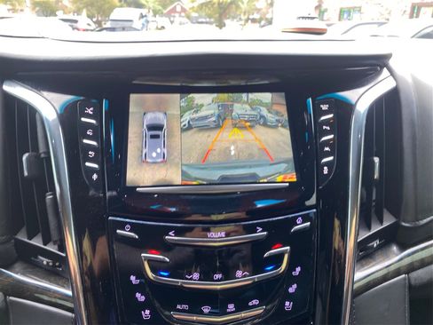 Used 2016 Cadillac Escalade ESV Platinum image 37