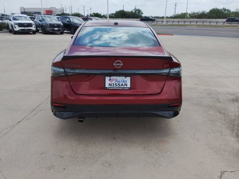 New 2026 Nissan Sentra SR w/ Floor Mat Package FWD image 18
