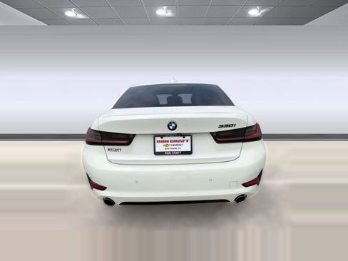 Used 2019 BMW 330i Sedan w/ Premium Package RWD image 9