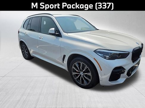 Used 2023 BMW X5 xDrive40i w/ M Sport Package AWD/4WD image 4