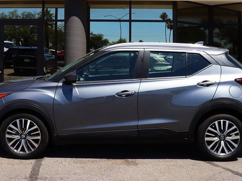 Used 2021 Nissan Kicks SV FWD image 8