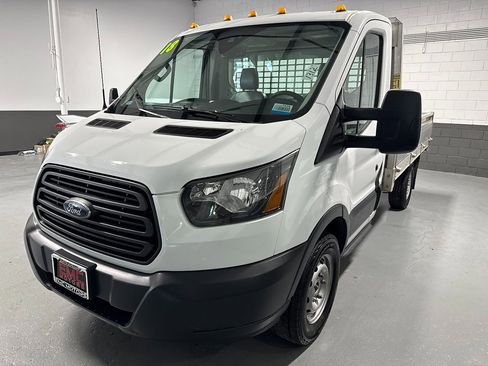 Used 2018 Ford Transit 250 T-250 SRW image 8
