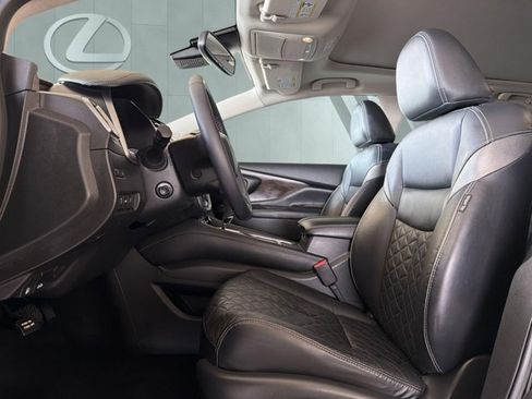 Used 2020 Nissan Murano Platinum w/ Cargo Package FWD image 7