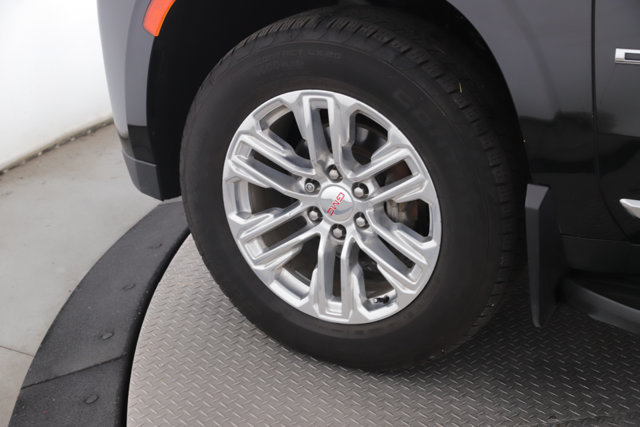 Used 2022 GMC Yukon XL Denali w/ Max Trailering Package AWD/4WD image 14