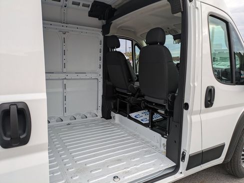 New 2026 RAM ProMaster 2500 w/ Convenience Group image 22