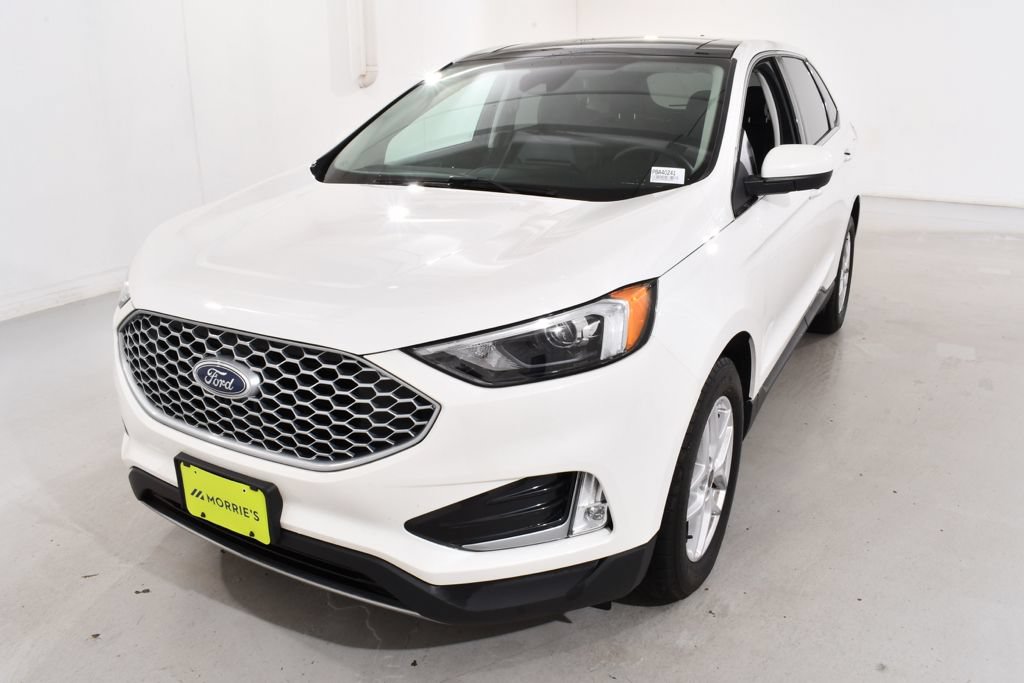 Used 2023 Ford Edge SEL w/ Convenience Package AWD/4WD image 2