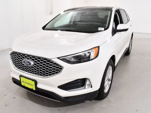 Used 2023 Ford Edge SEL w/ Convenience Package AWD/4WD image 2