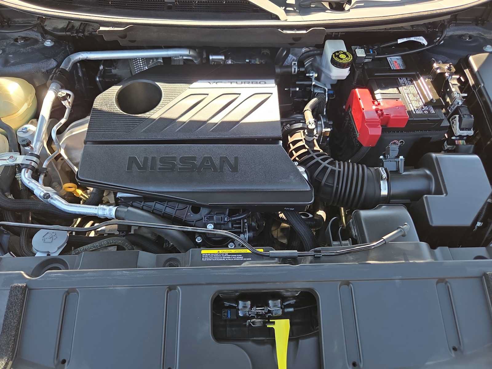 Used 2025 Nissan Rogue SV FWD image 12