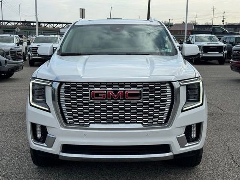 Used 2024 GMC Yukon XL Denali image 5