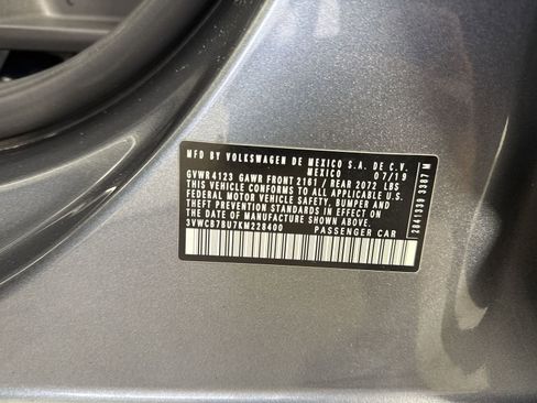 Used 2019 Volkswagen Jetta R-Line w/ R-Line Cold Weather Package image 34