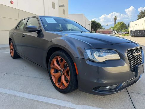 Used 2021 Chrysler 300 S RWD image 3