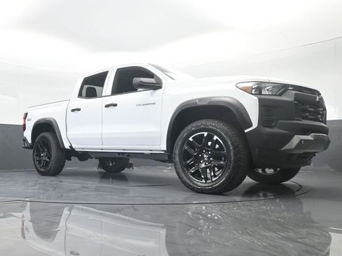 Used 2024 Chevrolet Colorado Trail Boss image 60