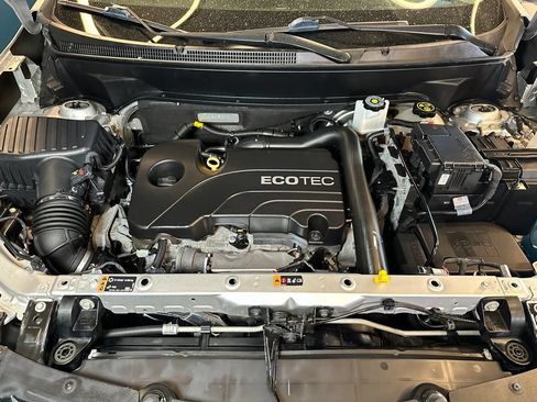 Used 2021 Chevrolet Equinox LT AWD/4WD image 23