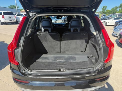Used 2016 Volvo XC90 T6 Momentum w/ Protection Package Plus AWD/4WD image 6