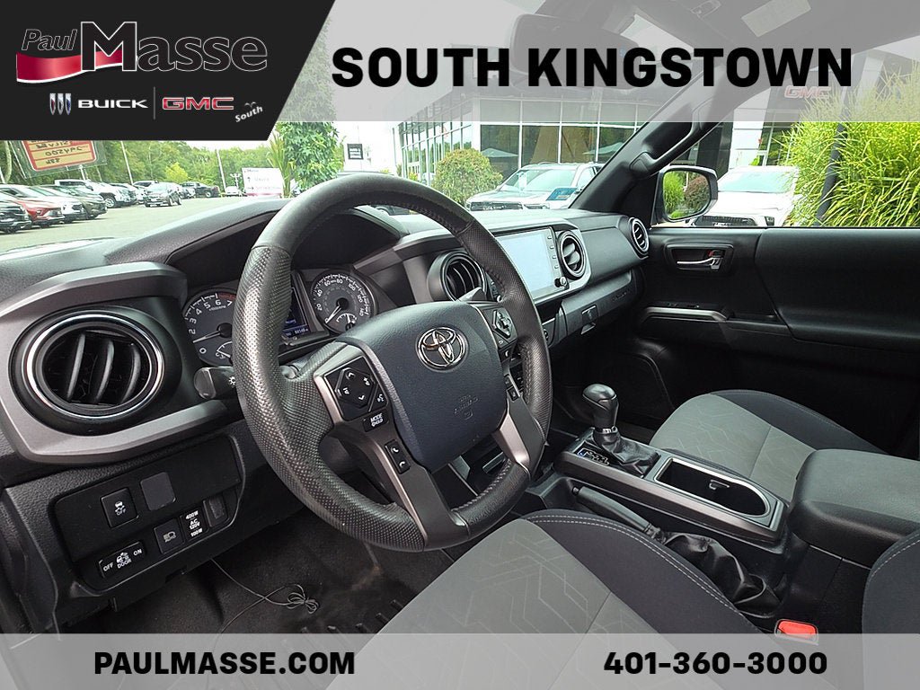 Used 2020 Toyota Tacoma TRD Off-Road w/ Technology Package AWD/4WD image 12